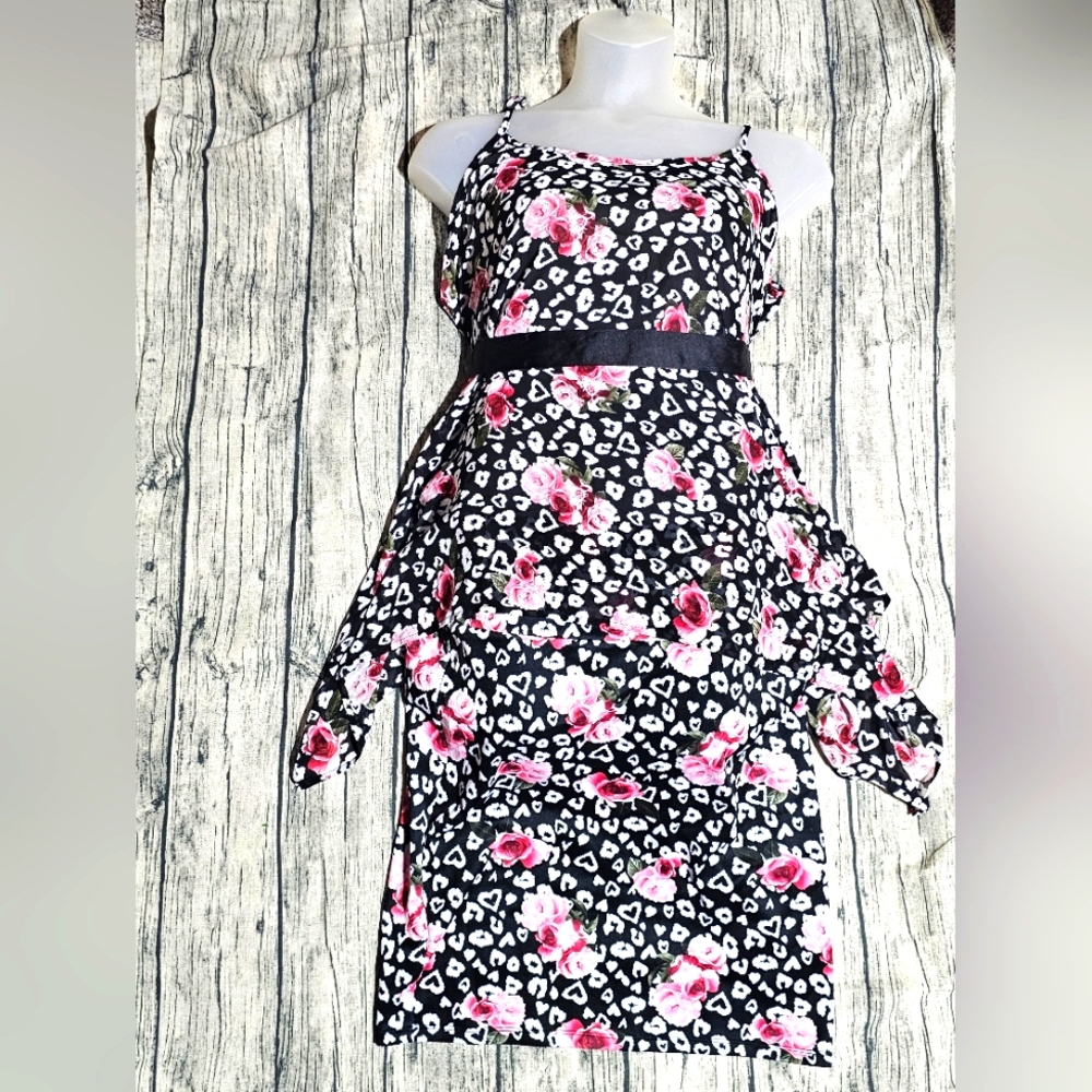 Torrid Floral Animal Matching Set: Pencil Skirt And Swing Tank